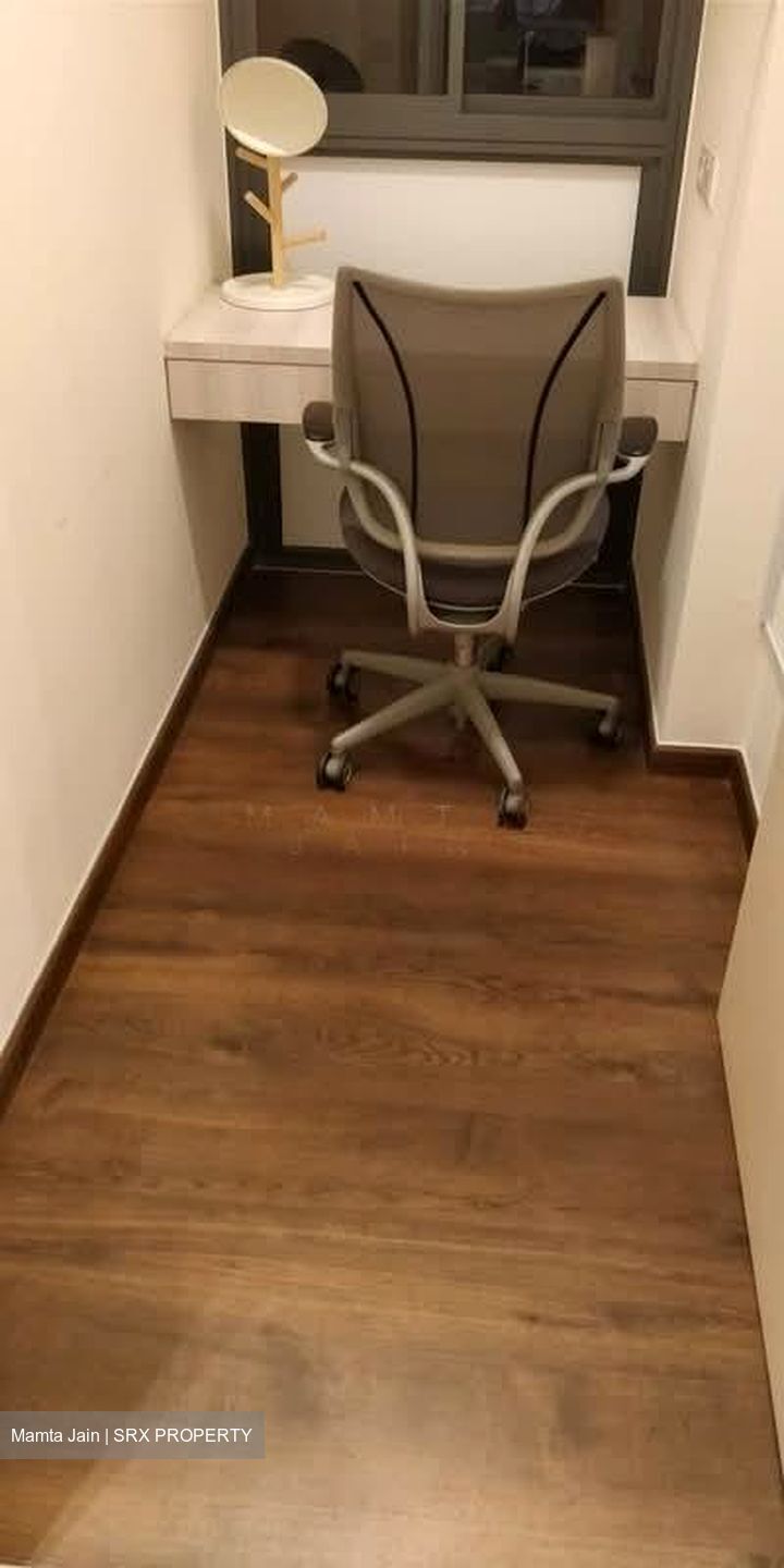 The Luxurie (D19), Condominium #581274011